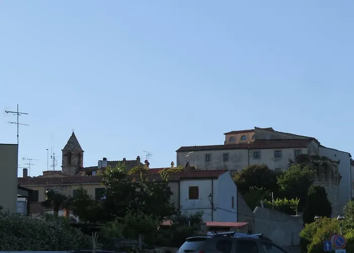 L'Orizzonte Di Nocchi Manrico